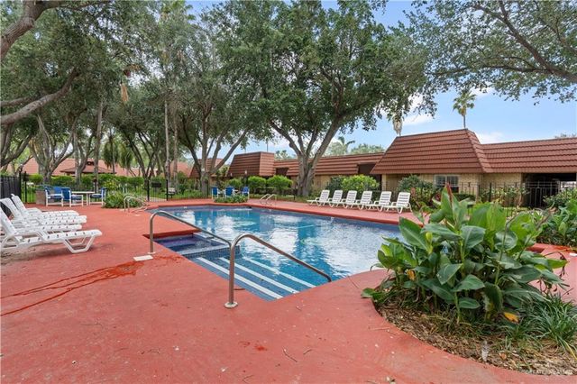 200 E Yuma Avenue 24, Mcallen, TX 78503
