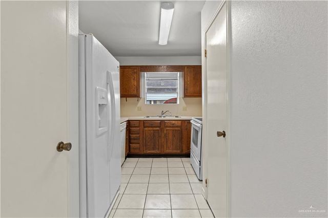 200 E Yuma Avenue 24, Mcallen, TX 78503