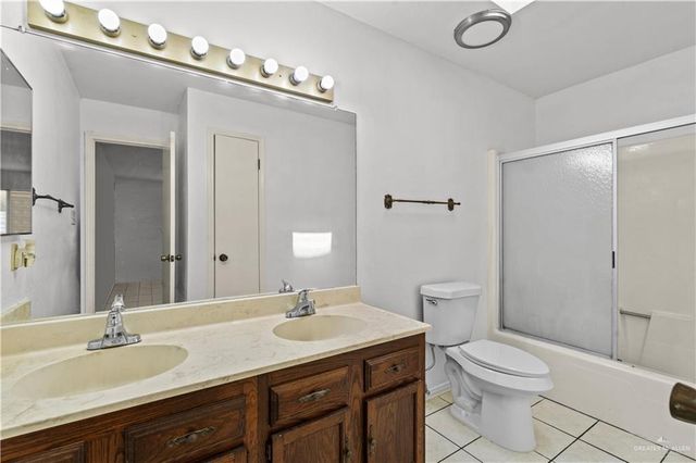 200 E Yuma Avenue 24, Mcallen, TX 78503