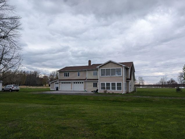 913 N End W Road, North Hero, VT 05474