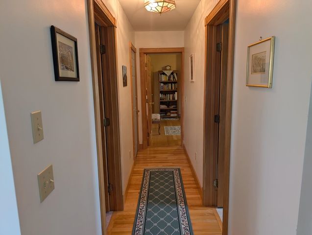 913 N End W Road, North Hero, VT 05474