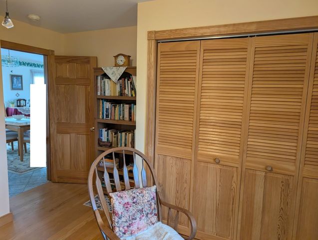 913 N End W Road, North Hero, VT 05474