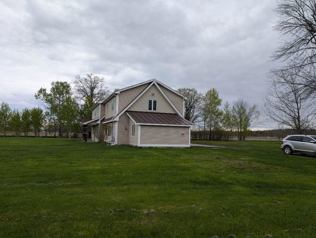 913 N End W Road, North Hero, VT 05474