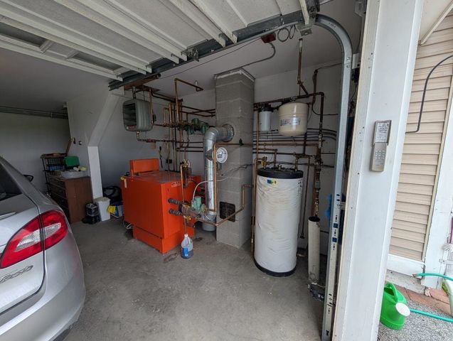 913 N End W Road, North Hero, VT 05474