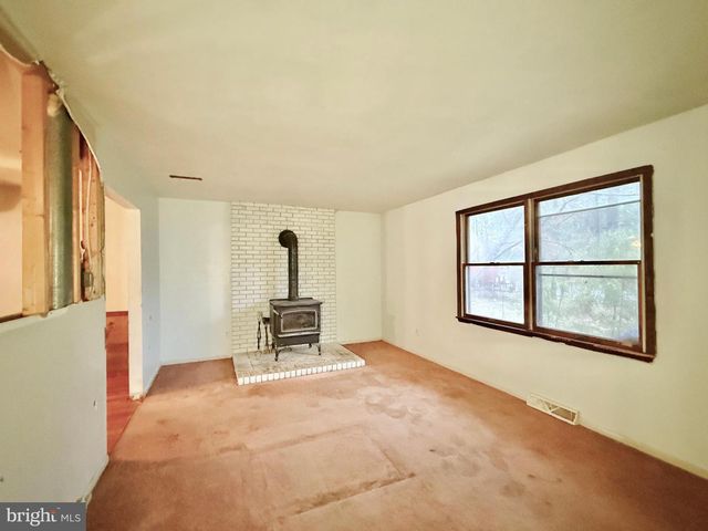 7351 DRIFTWOOD LN, Mays Landing, NJ 08330