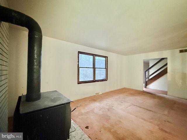 7351 DRIFTWOOD LN, Mays Landing, NJ 08330