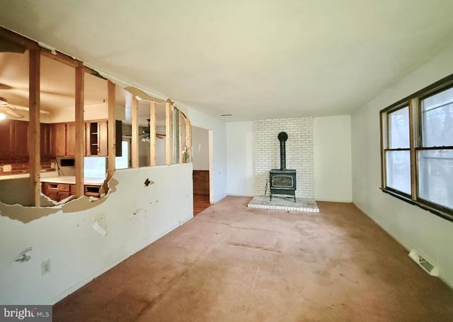 7351 DRIFTWOOD LN, Mays Landing, NJ 08330