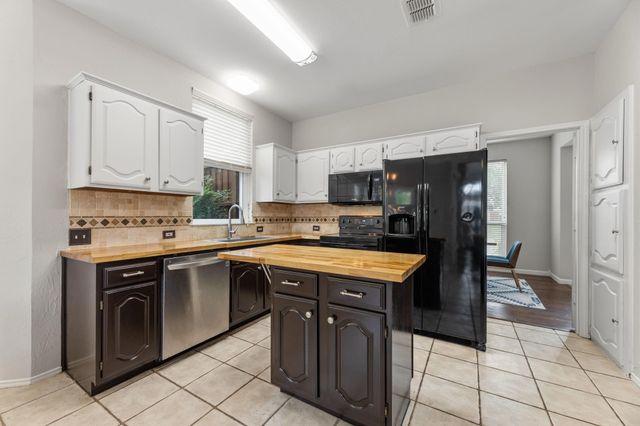 10713 Alexandria Drive, Frisco, TX 75035