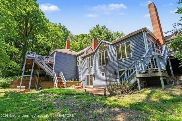 9300 Lookout Point Drive, Laingsburg, MI 48848