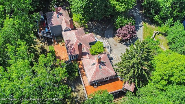 9300 Lookout Point Drive, Laingsburg, MI 48848
