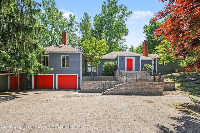 9300 Lookout Point Drive, Laingsburg, MI 48848