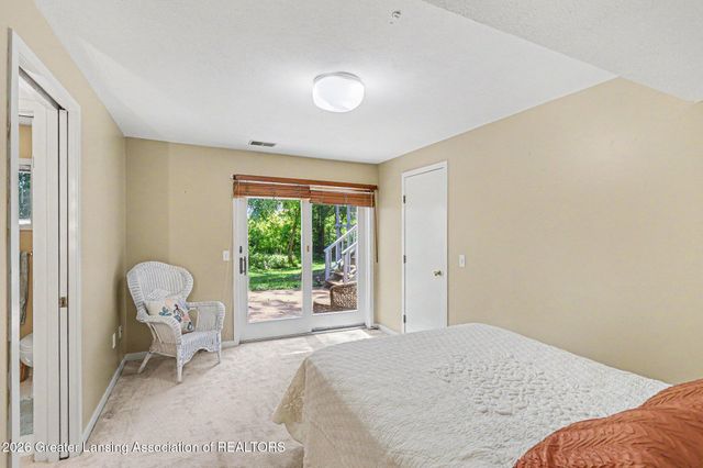 9300 Lookout Point Drive, Laingsburg, MI 48848