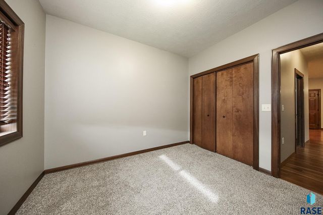6408 S Keller Cir, Sioux Falls, SD 57108