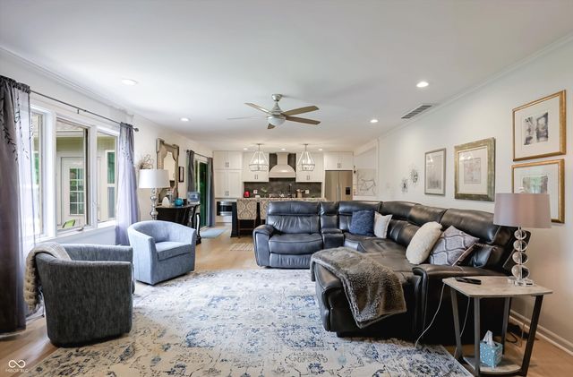 12433 Brompton Road, Carmel, IN 46033