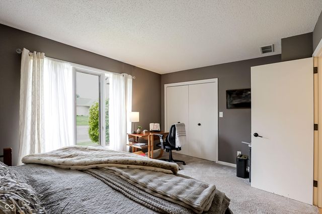 12433 Brompton Road, Carmel, IN 46033