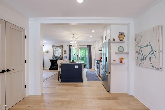 12433 Brompton Road, Carmel, IN 46033