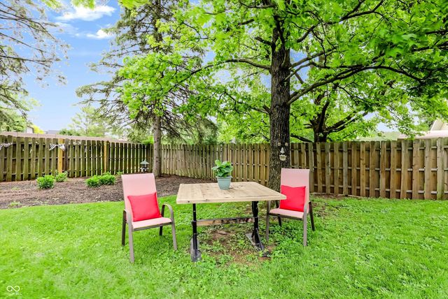 12433 Brompton Road, Carmel, IN 46033