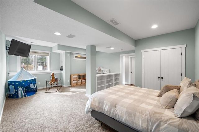 14104 BLUEJACKET Street, Overland Park, KS 66221