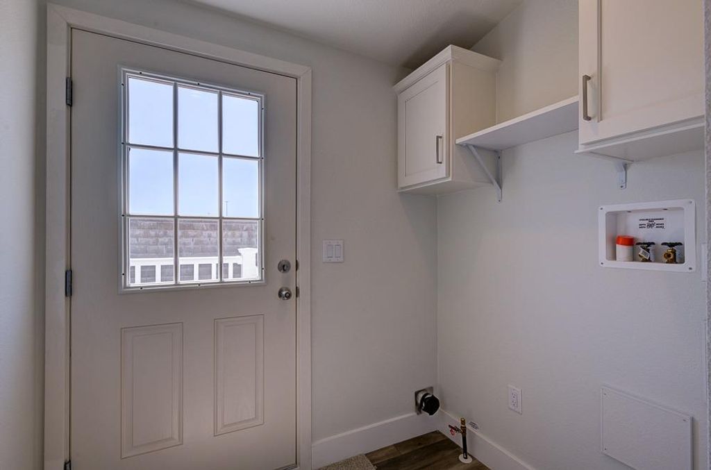 Image 26 of property listing at 1650 Villa Avenue # 48, Clovis, CA 93612