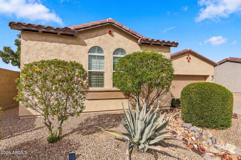 17780 W REDWOOD Lane, Goodyear, AZ 85338 — photo 2