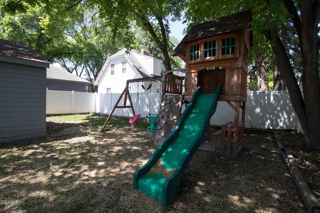 1119 11th Avenue N, Fargo, ND 58102