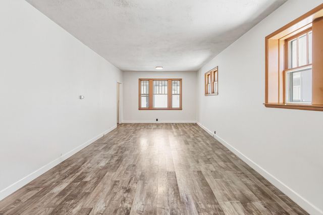 1119 11th Avenue N, Fargo, ND 58102