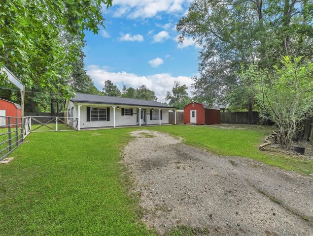 27015 Coach Light Lane, New Caney, TX 77357