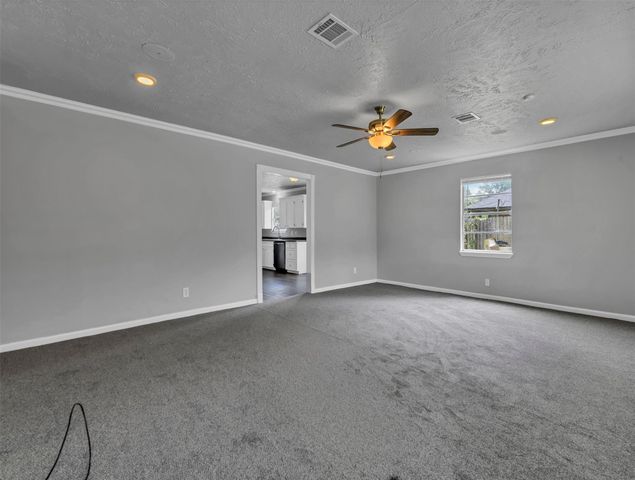 27015 Coach Light Lane, New Caney, TX 77357