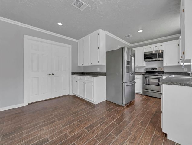 27015 Coach Light Lane, New Caney, TX 77357