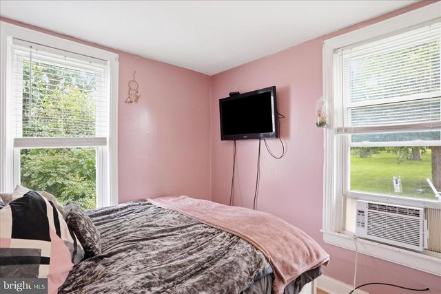 141 N RIDGE AVE, Greencastle, PA 17225
