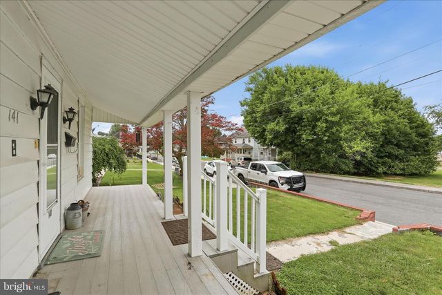 141 N RIDGE AVE, Greencastle, PA 17225