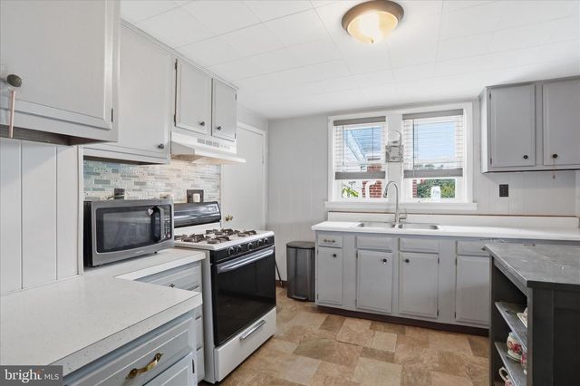 141 N RIDGE AVE, Greencastle, PA 17225