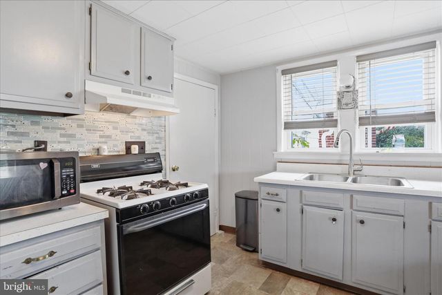 141 N RIDGE AVE, Greencastle, PA 17225