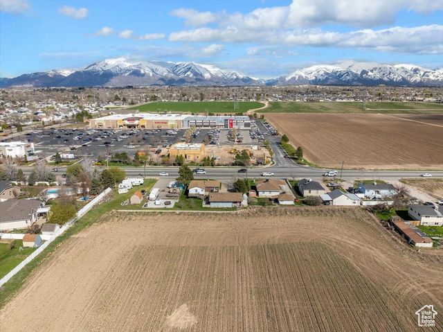 2657 N 2000 W, Clinton, UT 84015