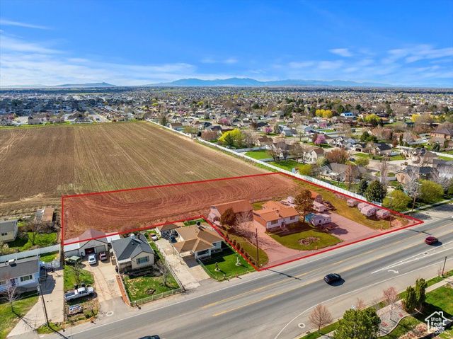 2657 N 2000 W, Clinton, UT 84015