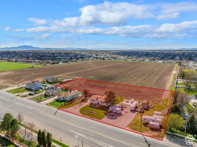 2657 N 2000 W, Clinton, UT 84015