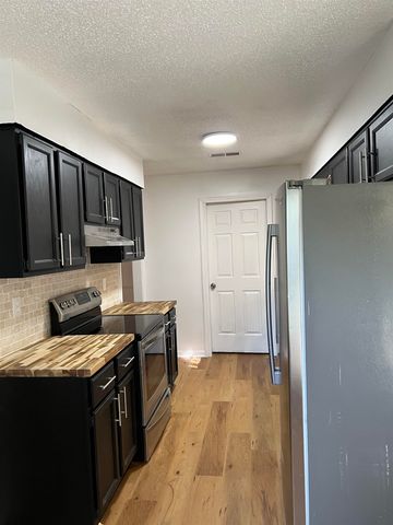 7043 BOXBOROUGH CV, Memphis, TN 38119