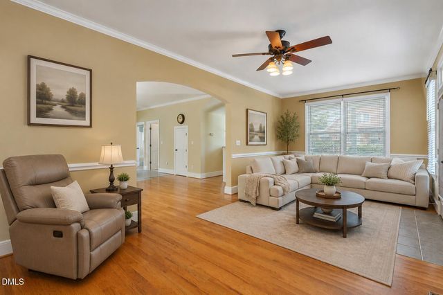 207 N Hopkins Avenue, Spring Hope, NC 27882