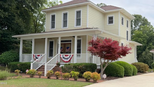 207 N Hopkins Avenue, Spring Hope, NC 27882