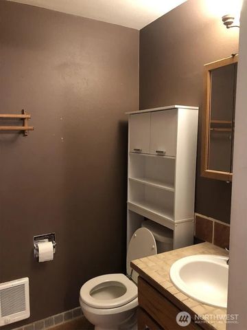 23504 58th Avenue W, Mountlake Terrace, WA 98043