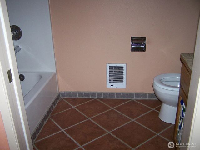 23504 58th Avenue W, Mountlake Terrace, WA 98043