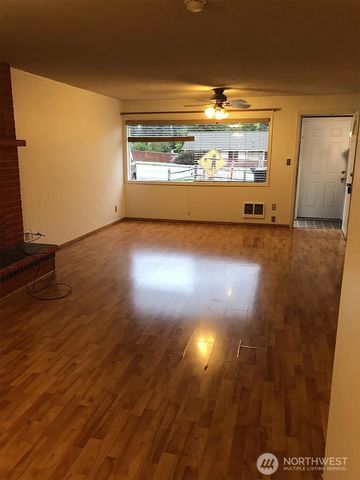 23504 58th Avenue W, Mountlake Terrace, WA 98043