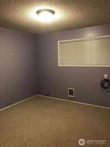 23504 58th Avenue W, Mountlake Terrace, WA 98043