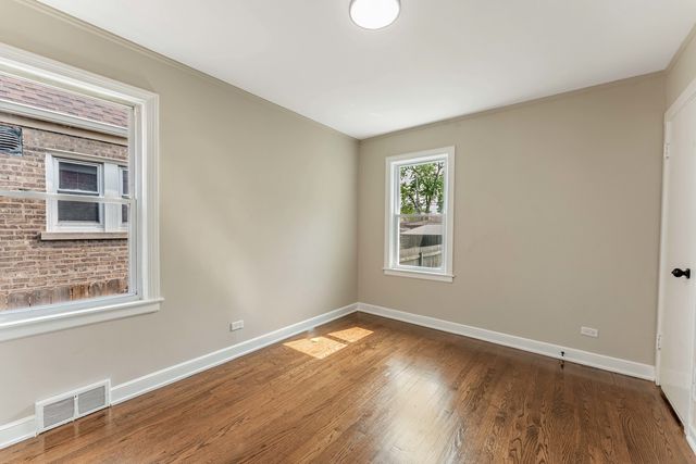 8055 S Wabash Avenue, Chicago, IL 60619