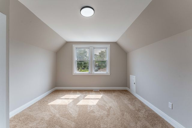 8055 S Wabash Avenue, Chicago, IL 60619