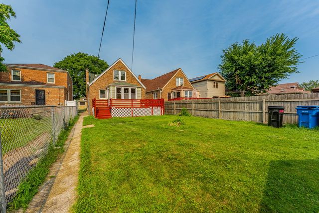 8055 S Wabash Avenue, Chicago, IL 60619