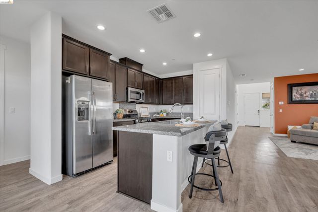 2754 Lily Ct, Antioch, CA 94531