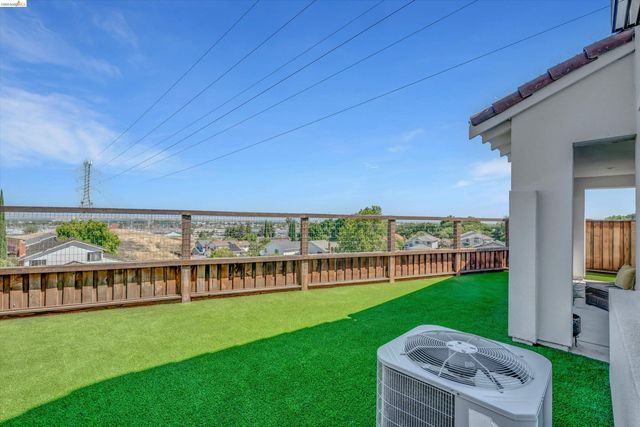 2754 Lily Ct, Antioch, CA 94531
