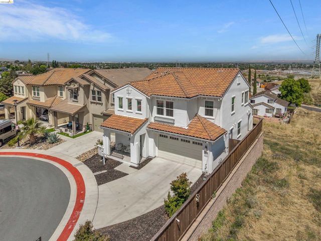 2754 Lily Ct, Antioch, CA 94531