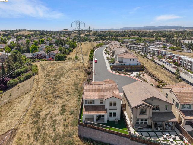 2754 Lily Ct, Antioch, CA 94531